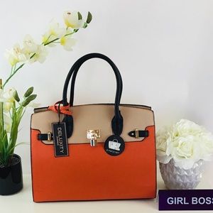 Deluxity Orange and Beige Padlock Accent